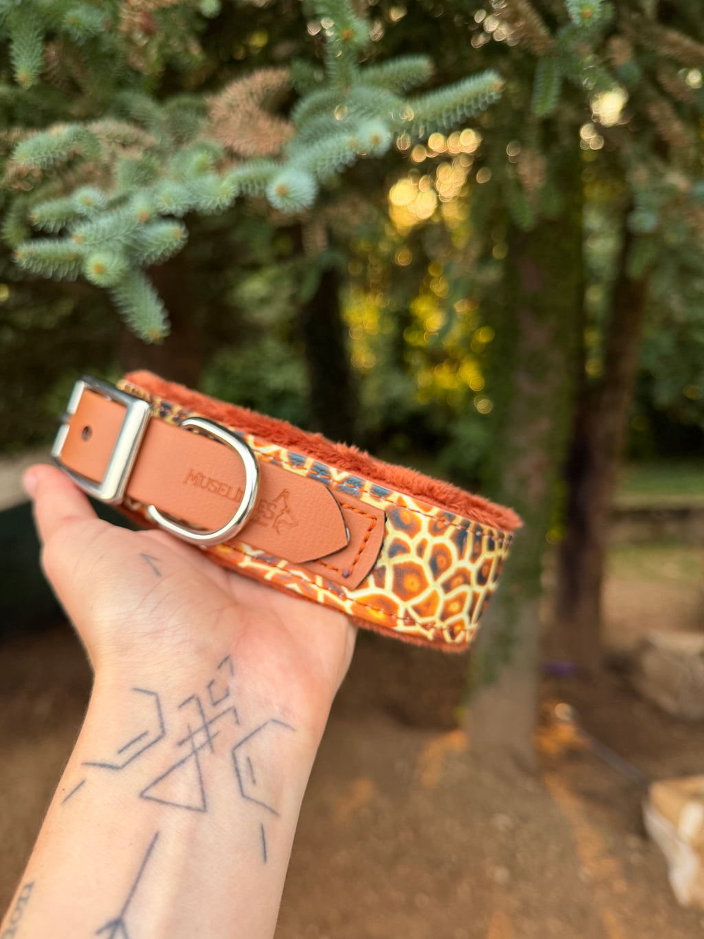 Collier imprimé UV girafe avec doublure tissu doux