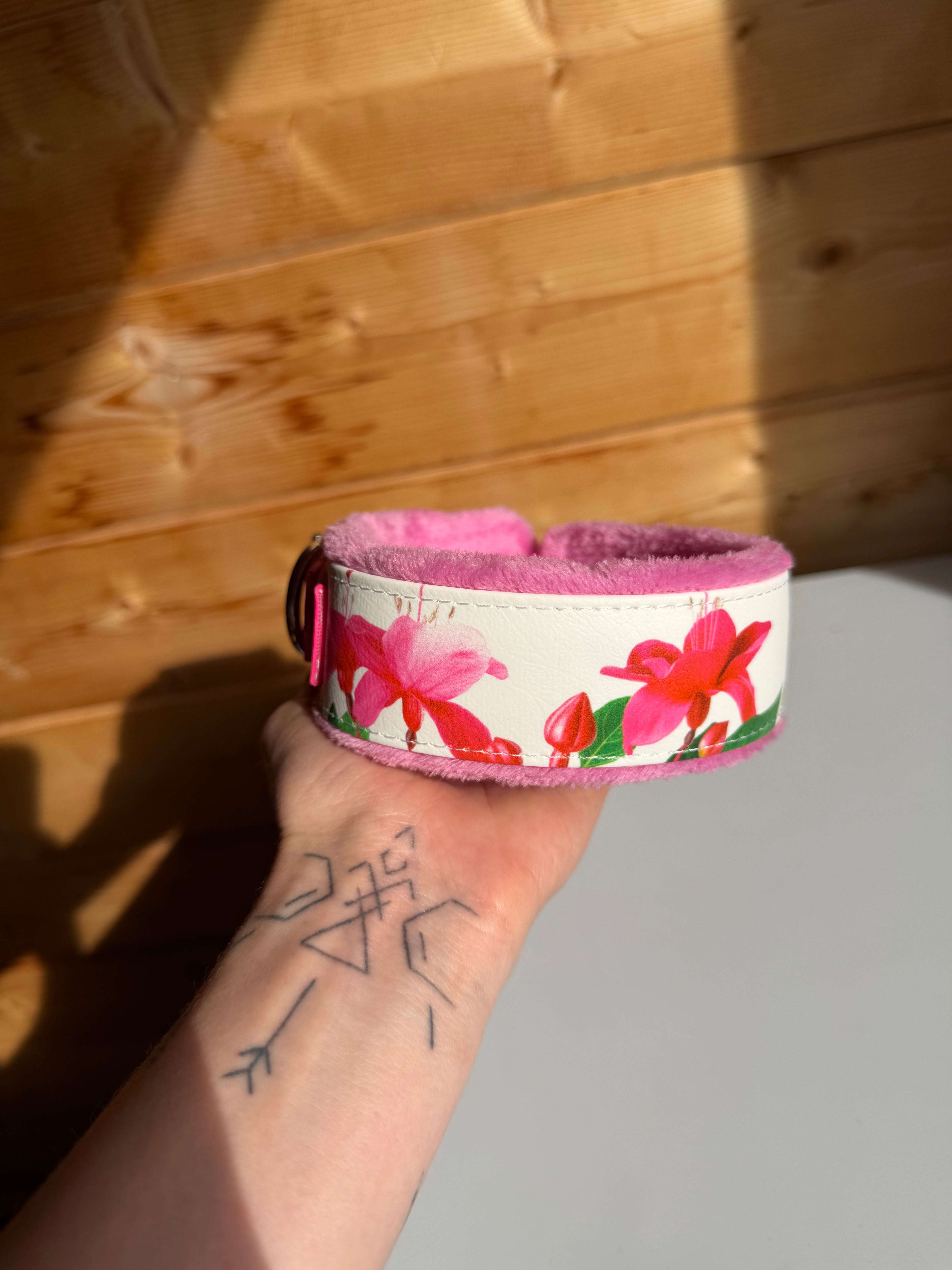 Collier imprimé UV lys doublure tissu doux