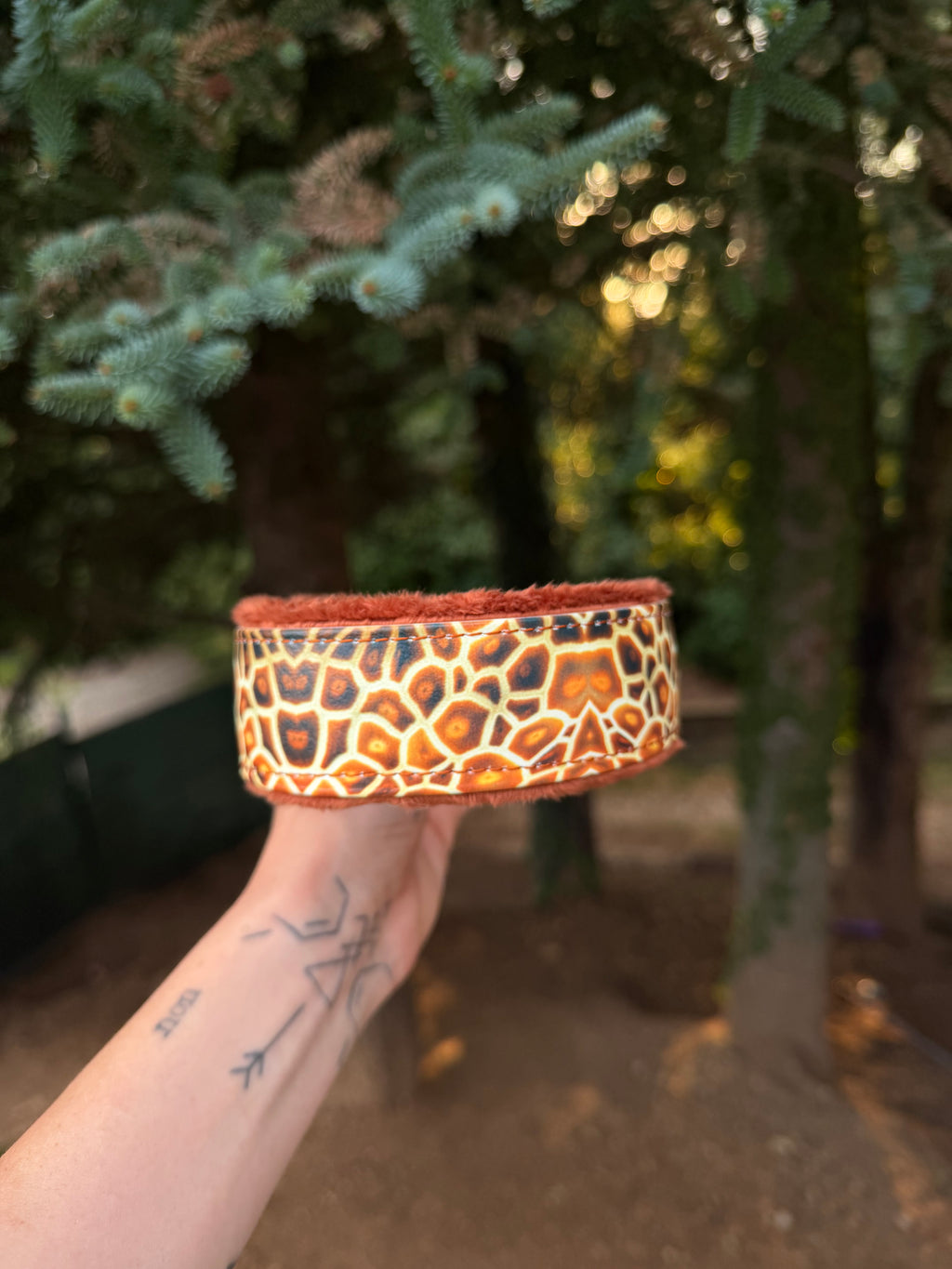 Collier imprimé UV girafe avec doublure tissu doux