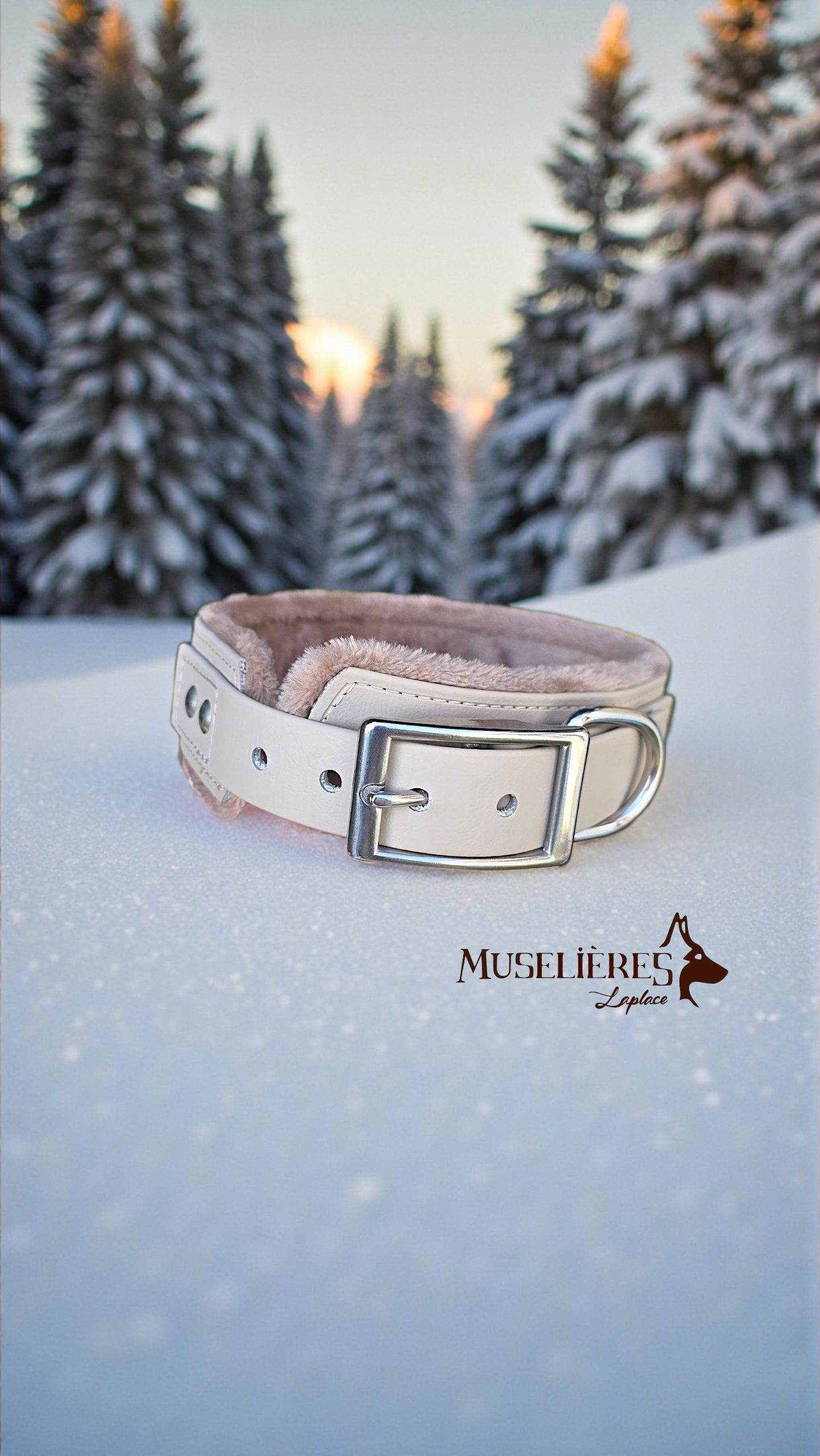 Collier plat avec tissus doux