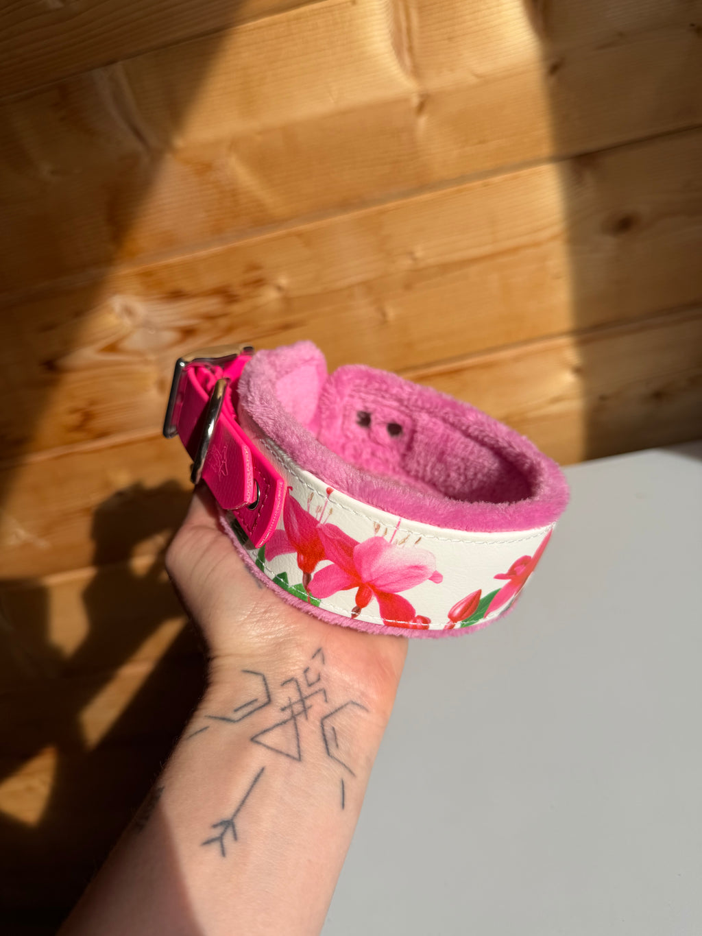 Collier imprimé UV lys doublure tissu doux