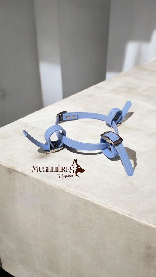 Fermeture en collier et passants en taille M